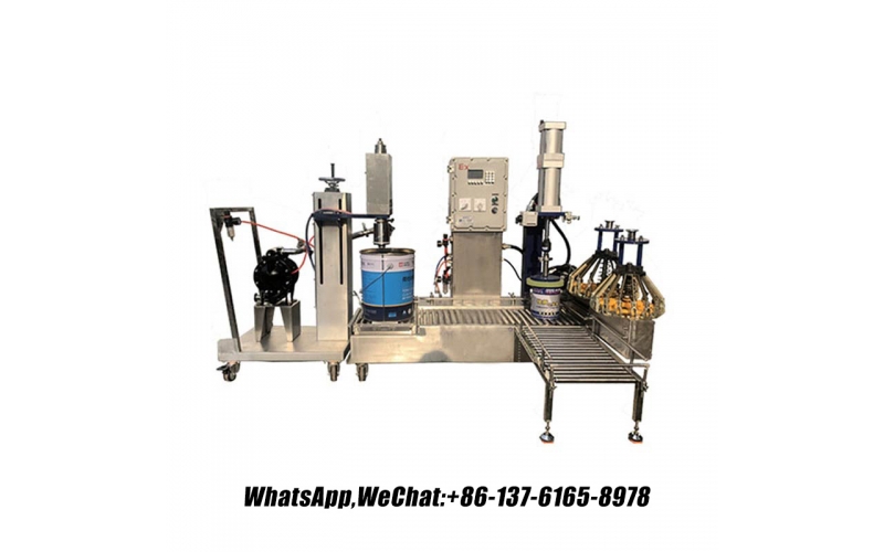 帶皇冠蓋的自動(dòng)雙頭發(fā)動(dòng)機(jī)油加注機(jī)2