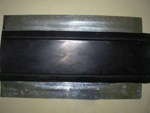 止水鋼板什么載荷下產(chǎn)生彈性變形